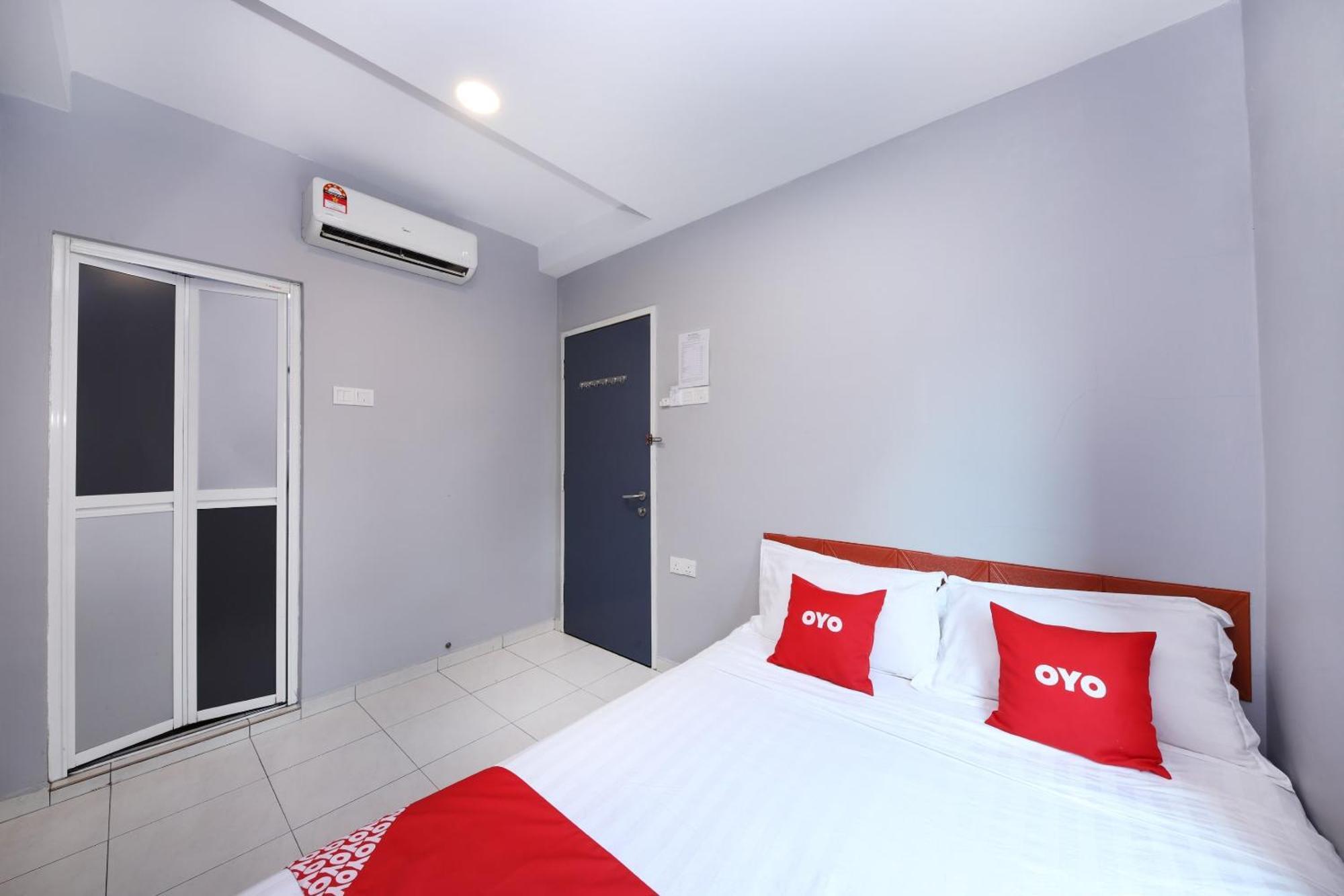 โอโย 1184 โฮ โฮเต็ล Hotel Malacca ภายนอก รูปภาพ