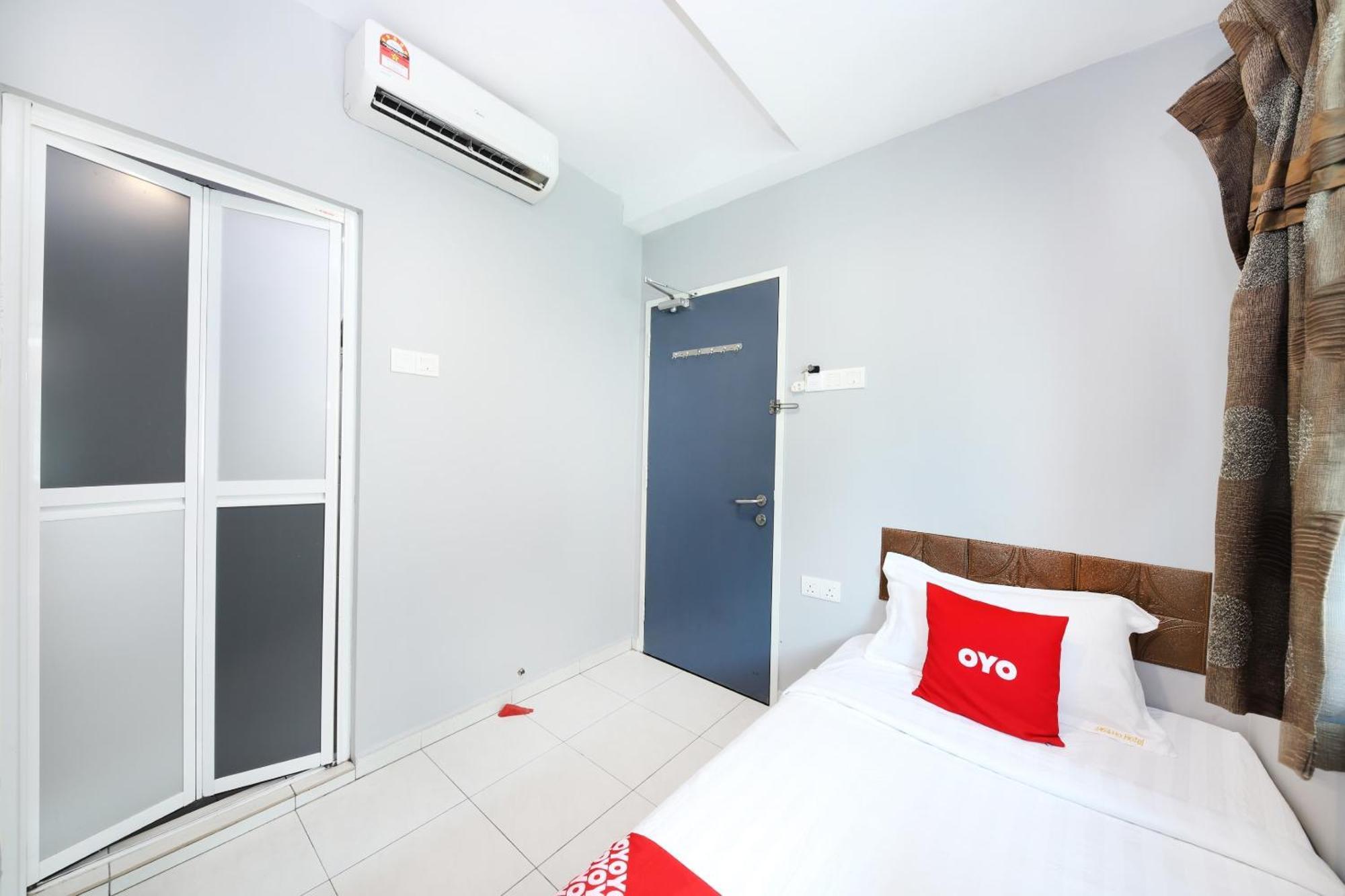 โอโย 1184 โฮ โฮเต็ล Hotel Malacca ภายนอก รูปภาพ