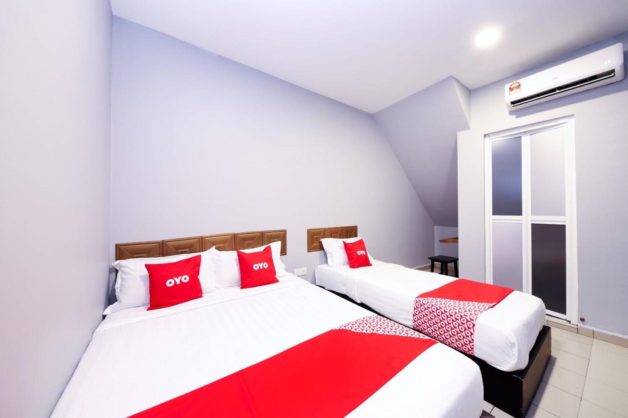 โอโย 1184 โฮ โฮเต็ล Hotel Malacca ภายนอก รูปภาพ