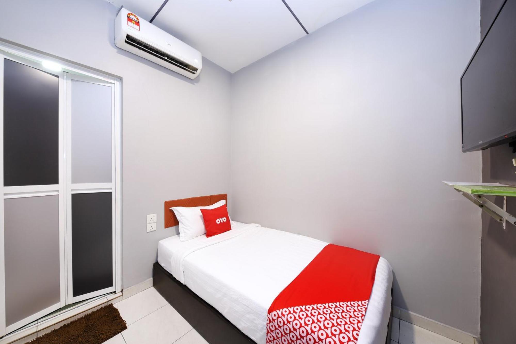 โอโย 1184 โฮ โฮเต็ล Hotel Malacca ภายนอก รูปภาพ