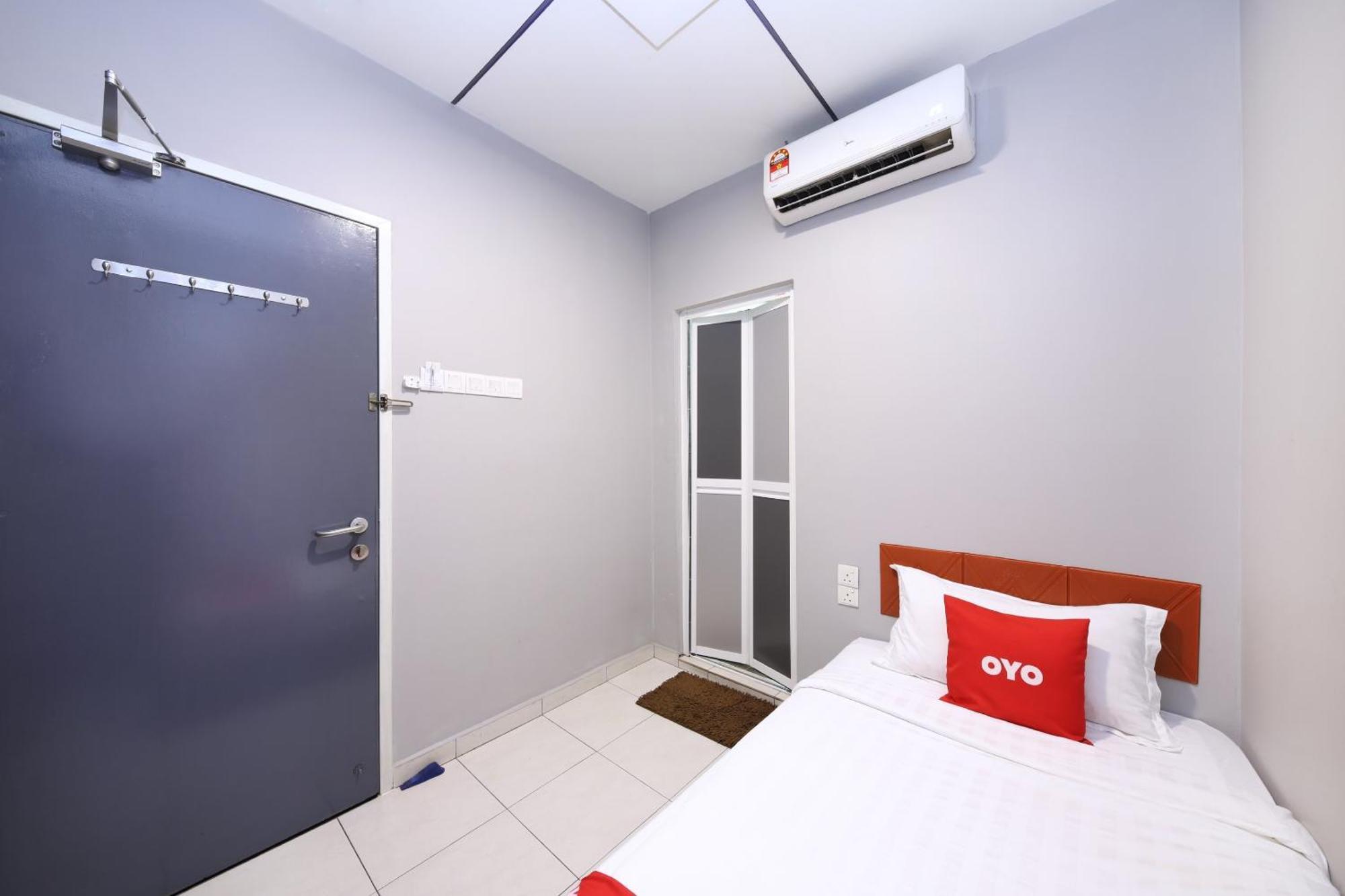โอโย 1184 โฮ โฮเต็ล Hotel Malacca ภายนอก รูปภาพ